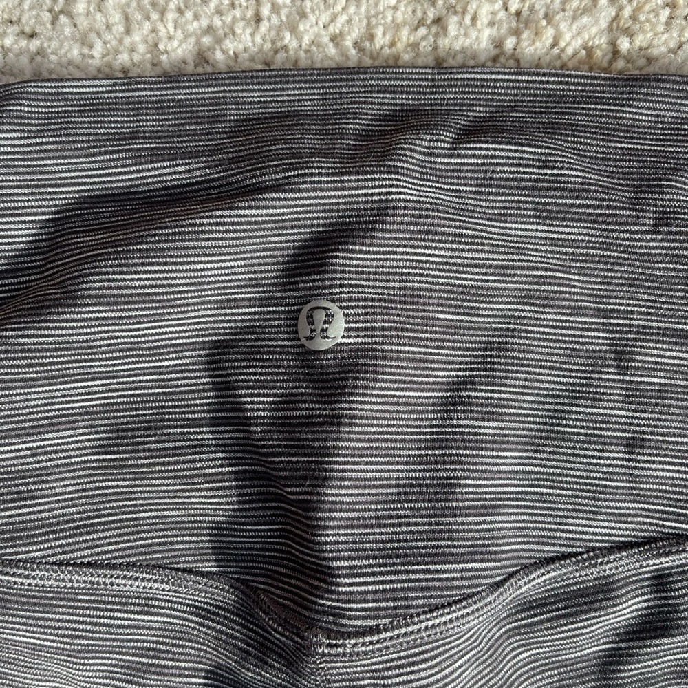 lululemon Align™ High-Rise Pant 28" Grey Striped Used no tag size 2-4